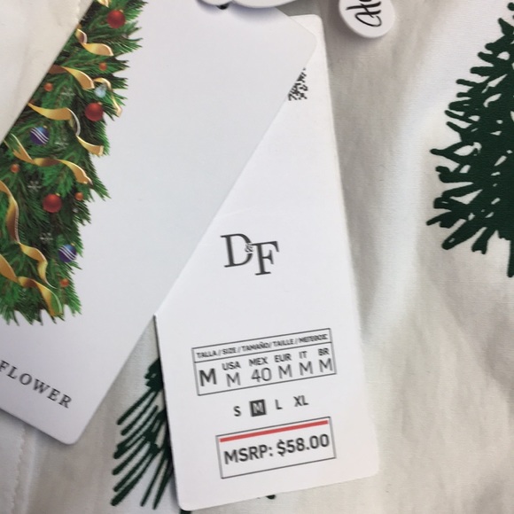 Denim and Flower Christmas Tree shirt size M NWT - Picture 6 of 6